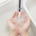 Đầu vòi nước tăng áp xoay 360 độ thông minh