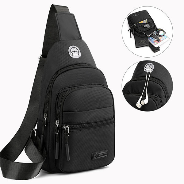 Túi đeo chéo nam có lỗ sạc, lỗ tai nghe tiện dụng năng động