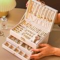 Hộp da đựng trang sức và phụ kiện 3 tầng nhỏ gọn cao cấp, Màu trắng