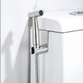 Vòi xịt vệ sinh không gỉ thiết kế đặc biệt tạo áp lực nước mạnh