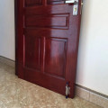 Chân hãm cửa, chống gió bằng inox có ấn bật cửa thông minh 