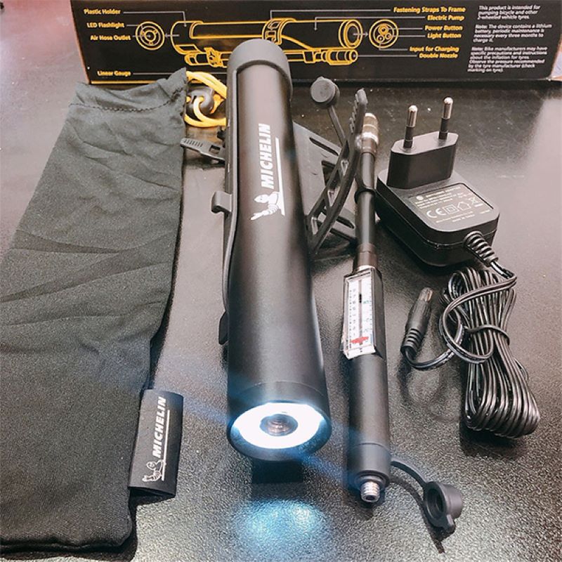 Máy bơm lốp xe đạp, xe máy, mô tô chạy pin siêu tốc Michelin 12320 