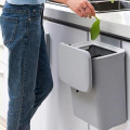 Thùng rác cài cánh tủ bếp có nắp đậy tiện dụng