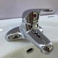 Vòi lavabo 2 chiều nóng lạnh tiện lợi chất liệu không gỉ, Vòi không kèm dây