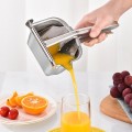 Dụng cụ ép hoa quả cầm tay tiện lợi dễ sử dụng