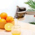 Dụng cụ ép hoa quả cầm tay tiện lợi dễ sử dụng