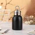 Bình giữ nhiệt dung tích 300ml thiết kế quai xách, nắp chống tràn, Màu bạc