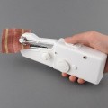 Máy khâu mini cầm tay nhỏ gọn, tiện dụng