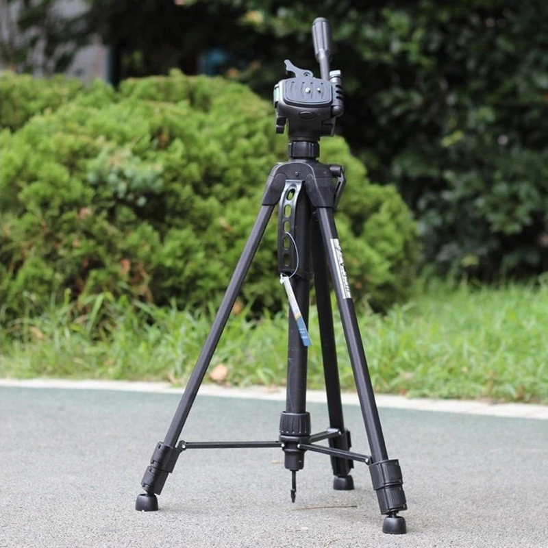 Chân máy ảnh tripod T-3520 chuyên quay phim, chụp ảnh kèm remote, kẹp điện thoại