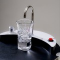 Máy rót rượu tự động thông minh cảm biến 1 chạm
