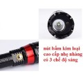 Đèn pin siêu sáng cầm tay độ bền cao