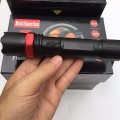 Đèn pin siêu sáng cầm tay độ bền cao