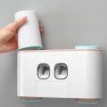 Bộ nhả kem đánh răng tự động 4 cốc dán tường tiện lợi