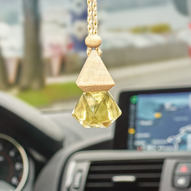 Tinh dầu treo xe hương sả chanh, bạc hà, quế khử mùi hiệu quả