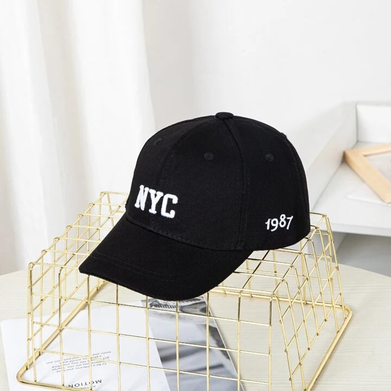 Mũ lưỡi trai thêu hình chất liệu kaki cao cấp